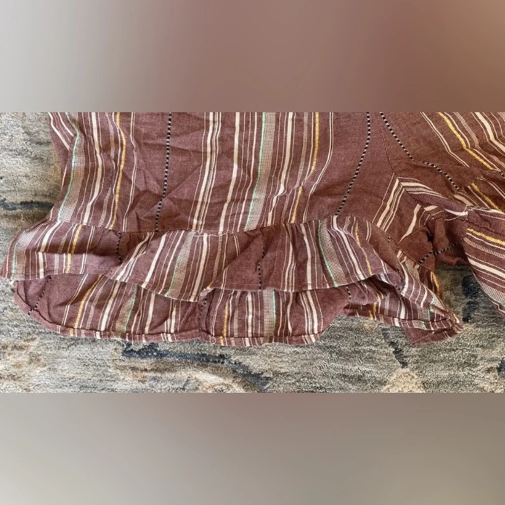 Striped Ruffle Bottom Romper - Picture 5 of 7